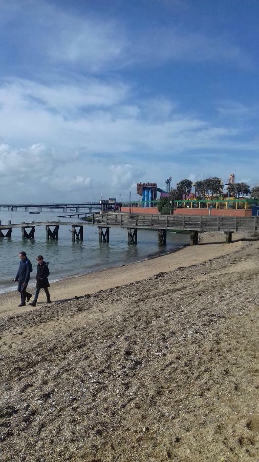 Bensons Guesthouse Southend-on-Sea Exterior foto